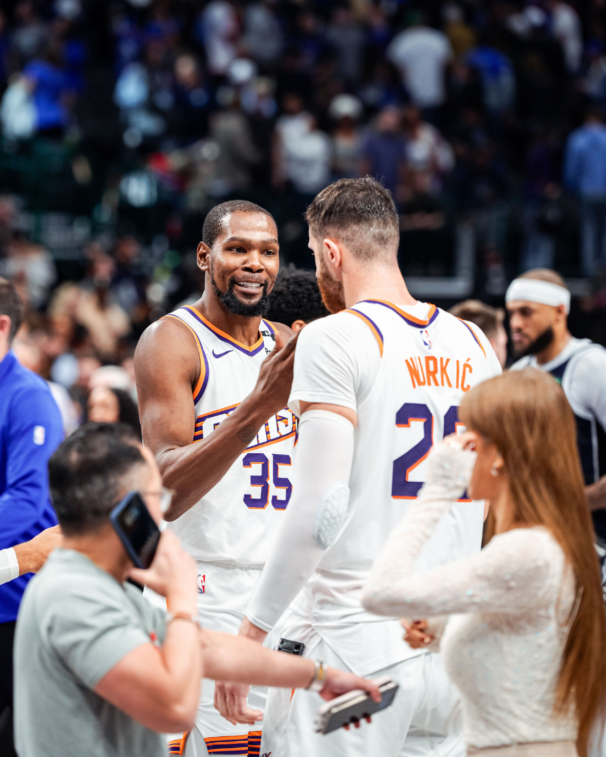 杜兰特在皇家马德里比赛中战术调整,夺冠引发热议!气势如虹延续的简单介绍 杜兰特在皇家马德里比赛中战术调整,夺冠引发热议!气势如虹延续的简单介绍