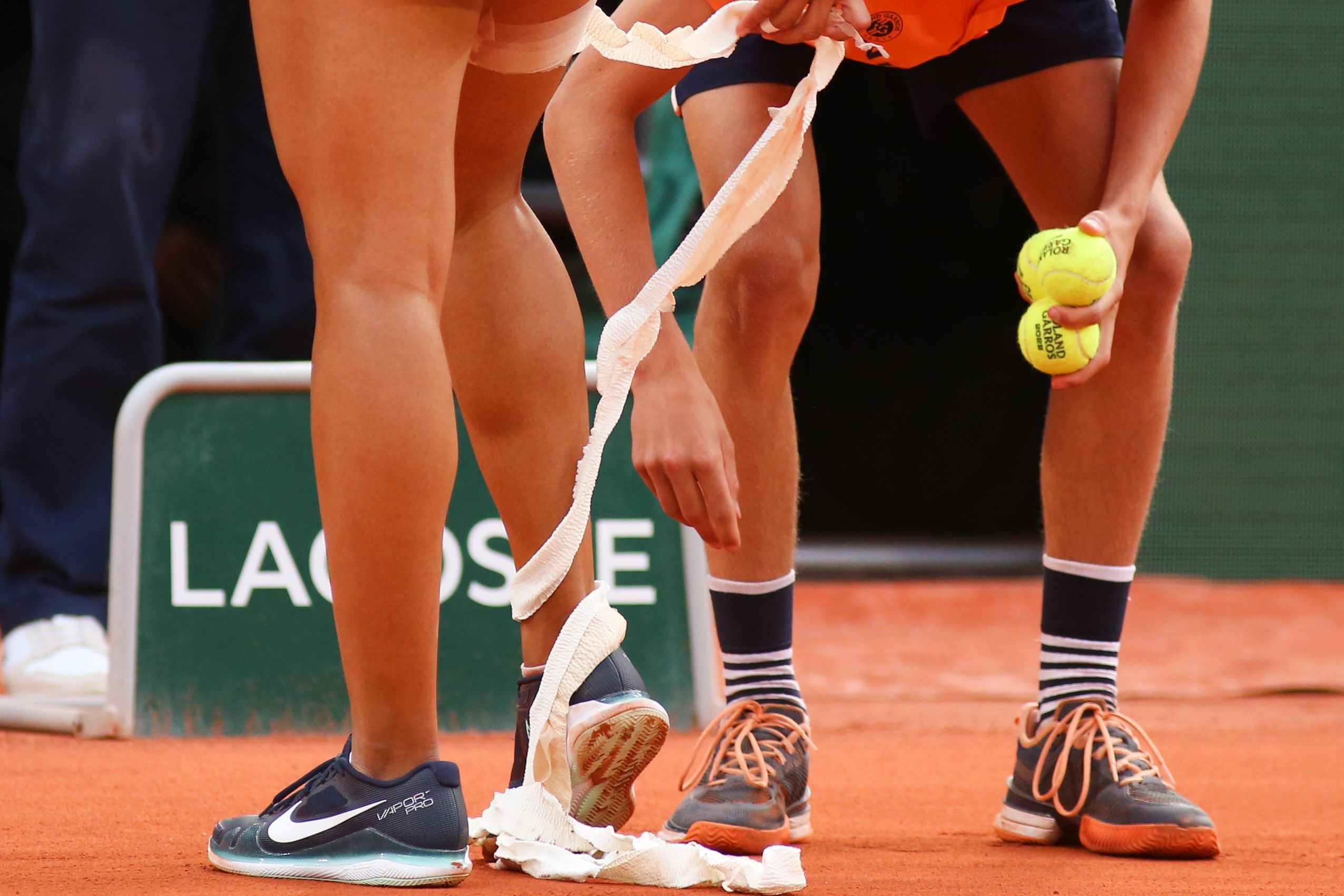 包含皇家社会训练开放日，转会期队长鼓劲引欢呼，国王杯在即，细节决定成败的词条